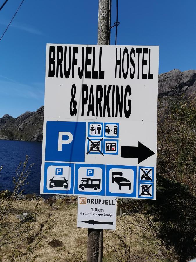 פלקפיורד Brufjell Hostel & Parking מראה חיצוני תמונה