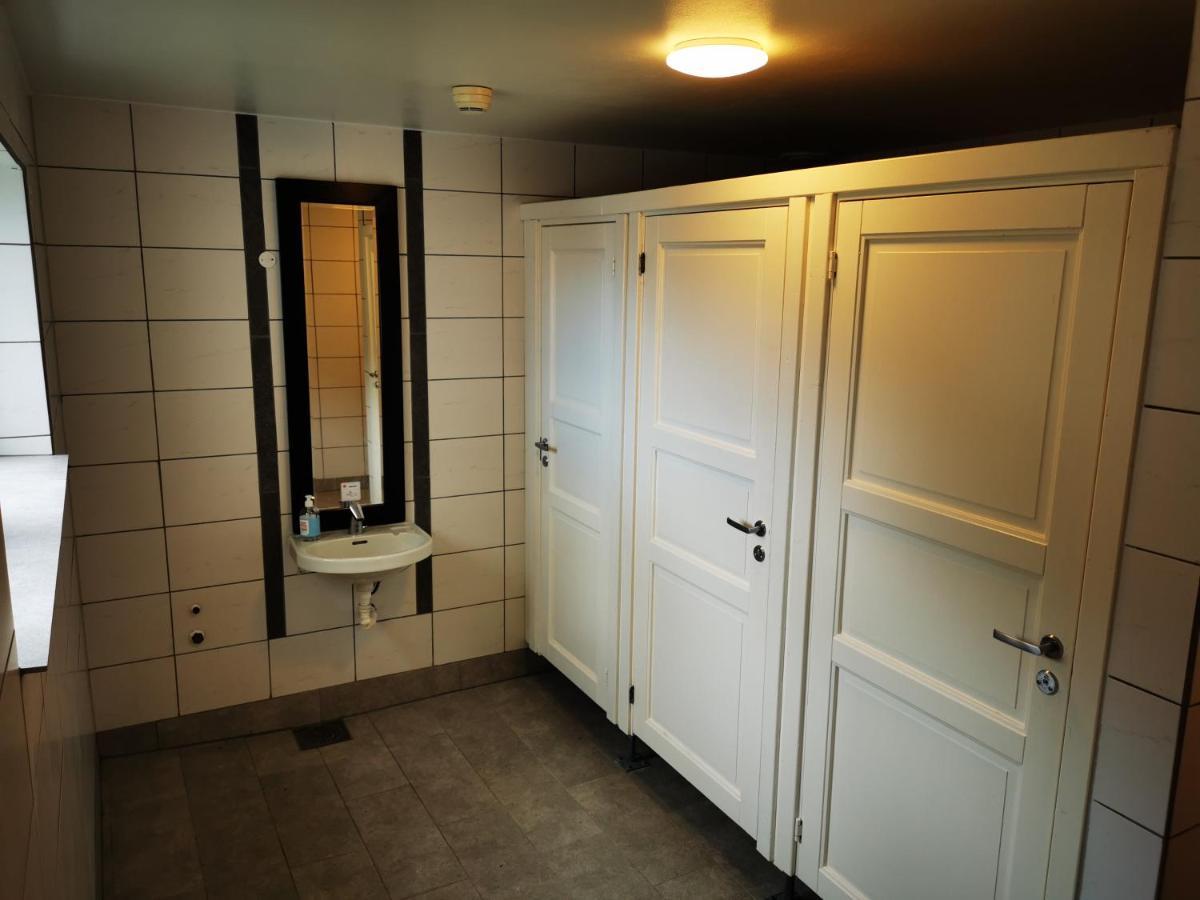 פלקפיורד Brufjell Hostel & Parking מראה חיצוני תמונה