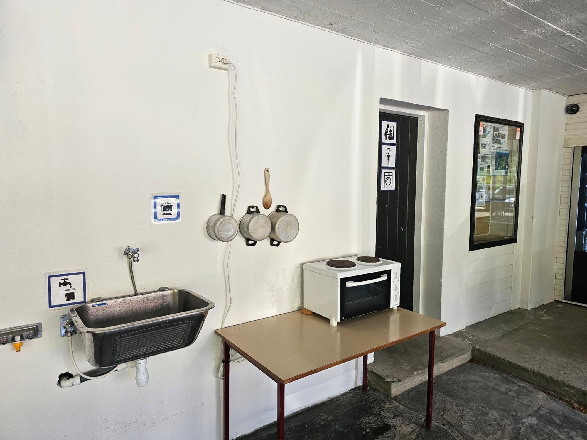 פלקפיורד Brufjell Hostel & Parking מראה חיצוני תמונה