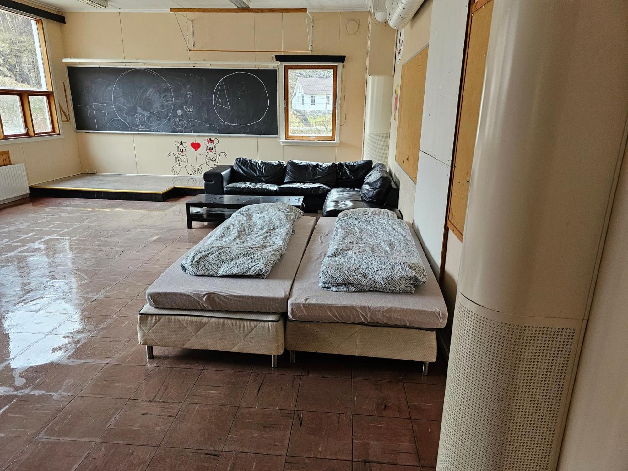 פלקפיורד Brufjell Hostel & Parking מראה חיצוני תמונה